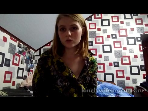 ❤️ ロシアからの若いブロンドの学生は、大きなディックを好む。 ❤ ロシアポルノ ❌️